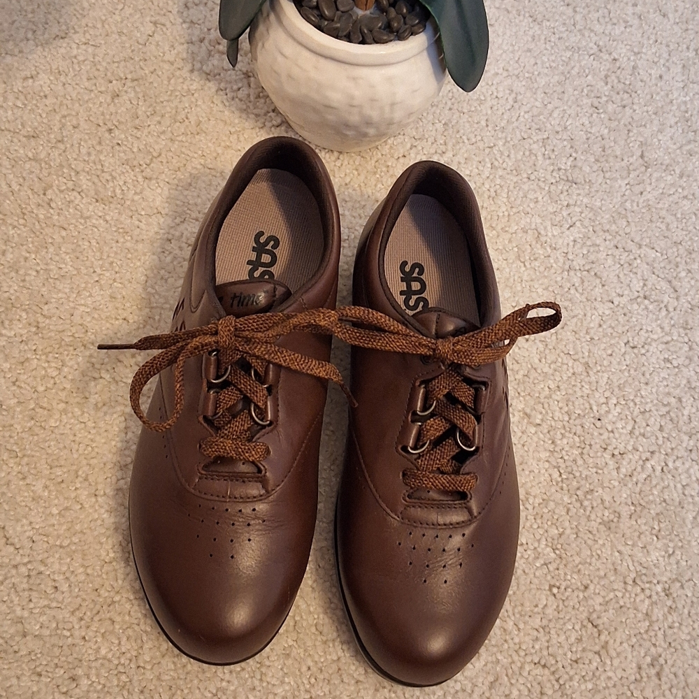 SAS Brown Leather Women's Shoes